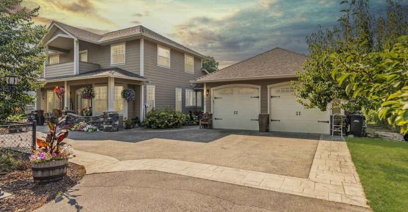 Armstrong BC Real Estate | 2955 Okanagan Street